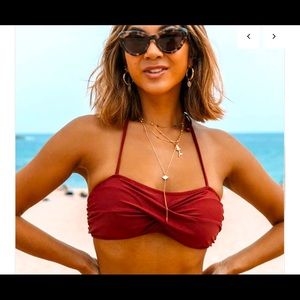 Beachsissi Twist Front Bikini Top
